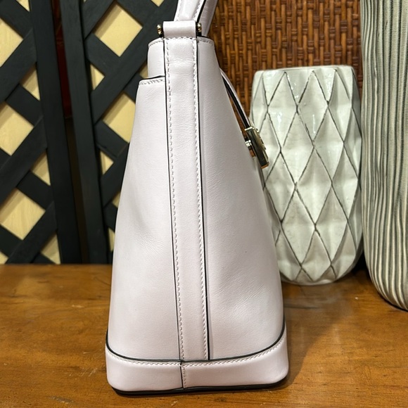 Kate Spade Pale Amethyst Reegan Bucket Bag Crossbody Handbag - Picture 8 of 16